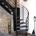 escalier aspect atelier