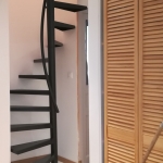 escalier hélicoïdal avec fût incliné
